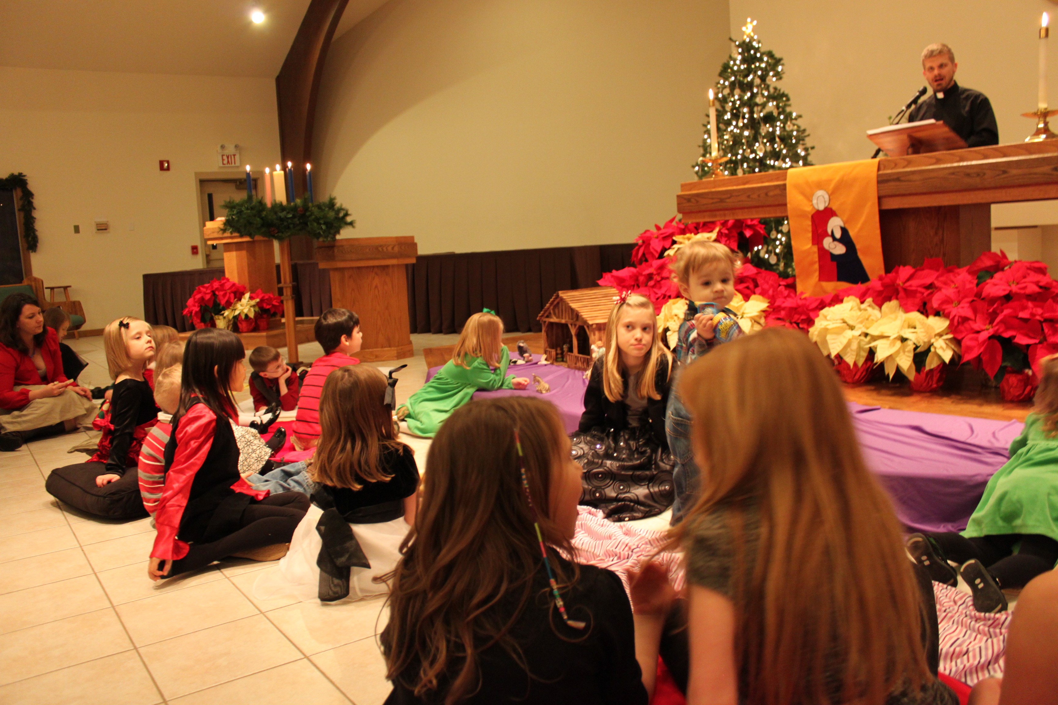 NewsRelease_ChristmasYouthService.jpg