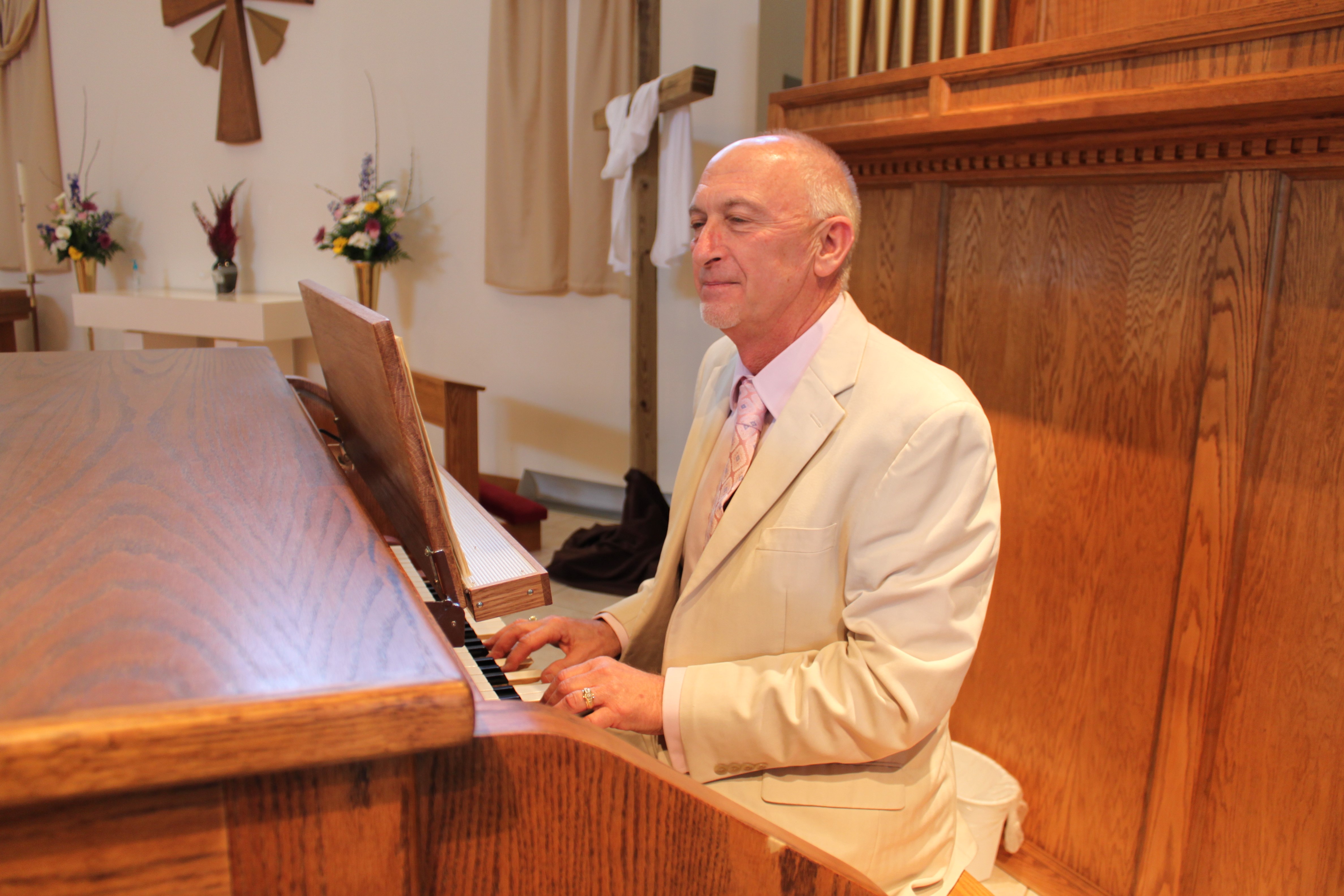 NewsRelease_OrganistCelebrates50Years.jpg